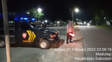 Polisi sukodadi tingkatkan giat patroli blue light tengah malam diantaranya! Antisipasi guantibmas yang ada di wilkum sukodadi.