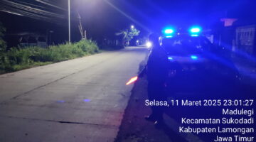 Petugas Jaga polsek Sukodadi patroli blue light tengah malam Diantaranya! Antisipasi Apapun Bentuk tindak Kejahatan.