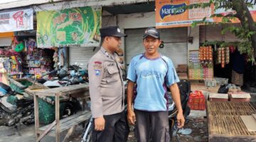 Anggota Polsek Sukodadi giat PKP (Patroli kota presisi) diantaranya! patroli dialogis presisi.