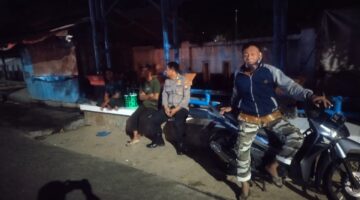 Petugas polsek sukodadi giat PKP(Patroli kota presisi) giat dialogis di wilayah kecamatan Sukodadi.