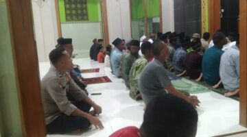 Di bulan ramadhan ini, Polsek sukorame intensifkan giat safari sholat tarawih dalam rangka cipta kamtibmas sekaligus meningkatkan keimanan di bulan suci ini.