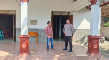 “Polsek bluluk giat pengamanan ibadah rutin kebaktian hari minggu di GKJW Cangkring “