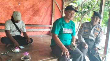 “Polsek kedungpring meningkatkan patroli perintis presisi dialogis untuk memberikan himbauan kamtibmas kepada warga”