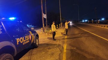 “Polsek brondong, meningkatkan giat patroli blue light tengah malam dengan mobil 1403 Samapta untuk Antisipasi, Perguruan silat dan balap liar”