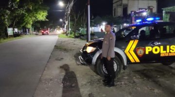 “Polsek Sukodadi laksanakan patroli blue light tengah malam rutin, untuk antisipasi gesekan oknum Perguruan silat dan arak-arakan “
