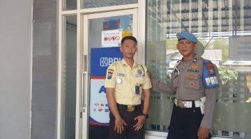 “Polsek Glagah polres lamongan Tingkatkan Rasa Aman kepada warga Antara lain! Patroli obyek vital untuk Cegah dan Tangkal 3C di wilayah Glagah”