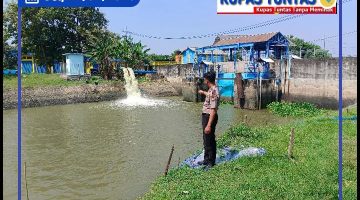 Polsek glagah patroli wilayah untuk mencegah terjadinya bencana alam banjir di wilayah glagah. 