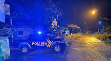 Patroli malam dengan mobil dinas 1402 samapta untuk antisipasi kejahatan. 