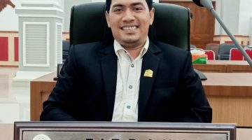 Anggota DPRK Aceh Timur Fraksi Partai Demokrat Firdaus Ucapkan Selamat Hardiknas