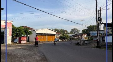 Polsek Sambeng gelar patroli lalu lintas pagi untuk mengatur lalu lintas serta guna memberikan pelayanan terhadap masyarakat.